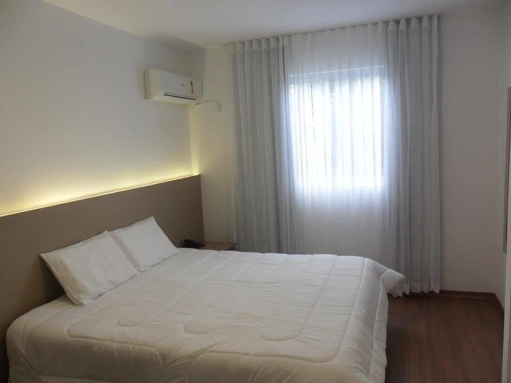 Lord Hotel Aeroporto Confins Vespasiano Buitenkant foto