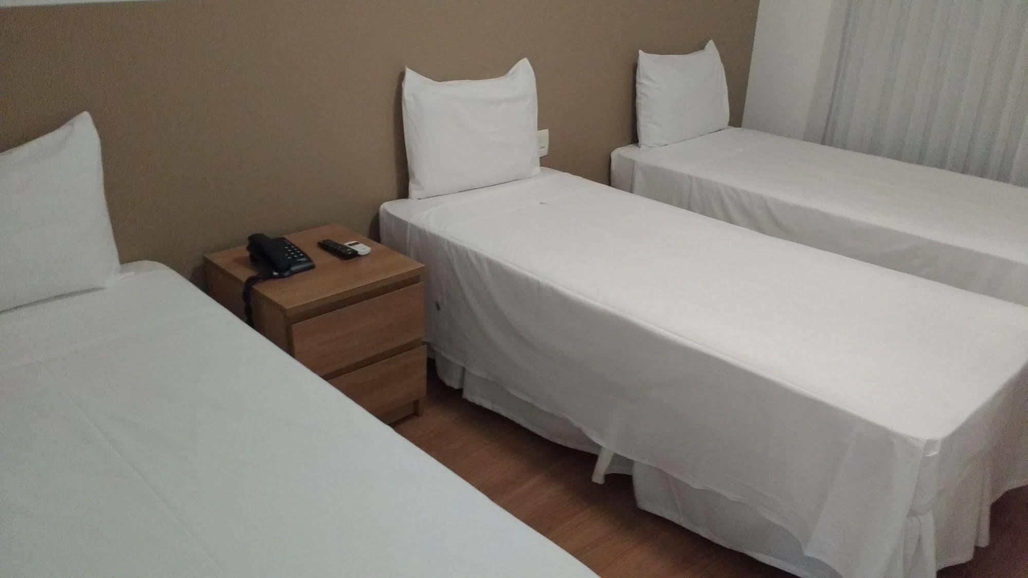 Lord Hotel Aeroporto Confins Vespasiano Buitenkant foto